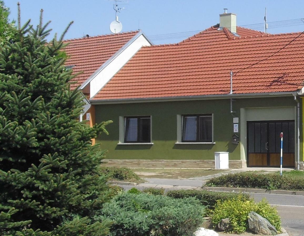 Ubytovani U Malinkovicu Břeclav Extérieur photo